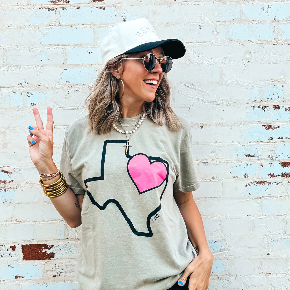 Texas Heart Graphic Tee